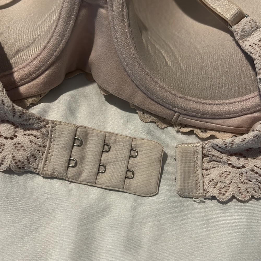 ⭐️(3/$25) AERIE Real Sunnie Lace Demi Push Up Blossom Lace Trim Bra - Picture 10 of 15